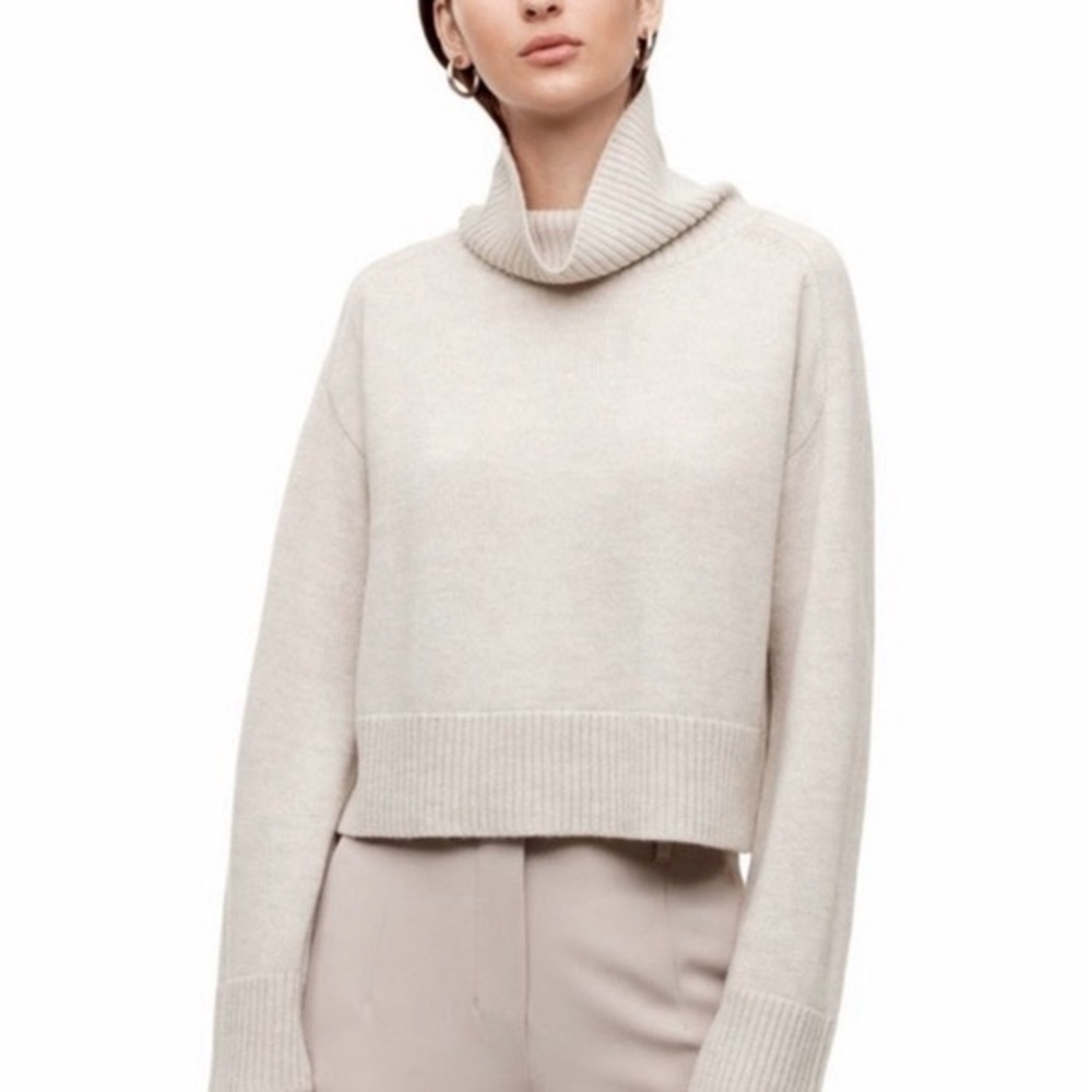 NWOT Aritzia Babaton XXS Titus Cropped Turtleneck Sweater Light Grey